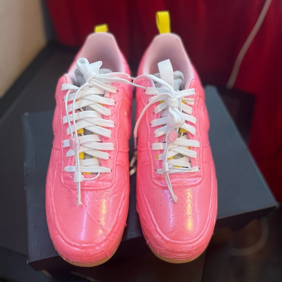 AIR FORCE 1 EXPERIMENTAL
RACER PINK/ARCTIC PUNCH-SAIL - Picture 2 of 8